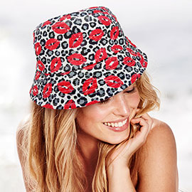 Lips Leopard Patterned Bucket Hat