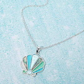 Sea Glass Shell Pendant Necklace