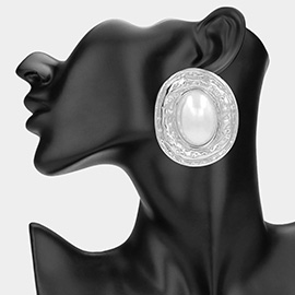 Oversized Oval Pearl Accented Hammered Metal Plate Earrings