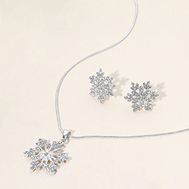 Stone Pointed Snowflake Pendant Necklace
