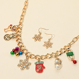 Christmas Mitten Reindeer Pearl Snowflake Charm Station Necklace