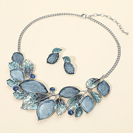 Epoxy Leaf Vine Necklace