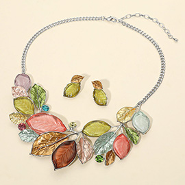 Epoxy Leaf Vine Necklace