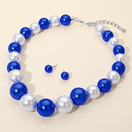 Chunky Pearl Beaded Necklace