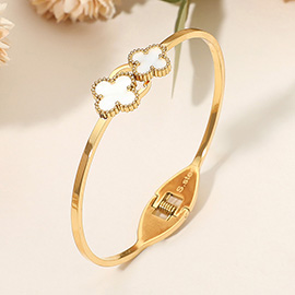 Stainless Steel Quatrefoil Charm Tip Hinged Bangle Bracelet