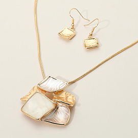 Mother of Pearl Accent Geometric Pendant Necklace
