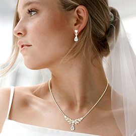 Teardrop CZ Stone Cluster Accent Marquise Stone Rhinestone Paved Necklace