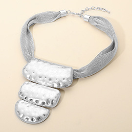 Hammered Geometric Metal Pendant Mesh Fabric Necklace