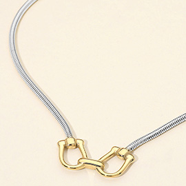 SECRET BOX_Stainless Steel Linked Horsebit Pendant Necklace