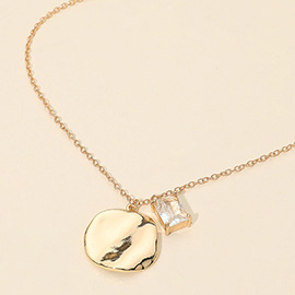 Hammered Metal Disc Rectangular Stone Cluster Charm Pendant Necklace