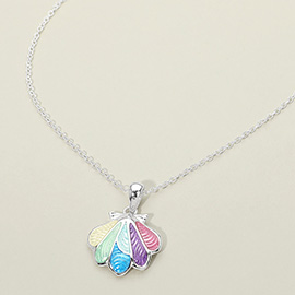 Seashell Charm Pendant Necklace