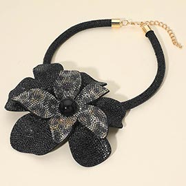 Pearl Centered Bling Studded Oversized Flower Pointed Necklace
