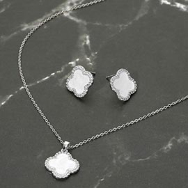 Stainless Steel Stone Rim Quatrefoil Pendant Necklace